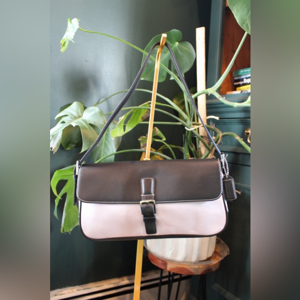 Coach Vintage Hampton Flap Purse Shoulder Handbag Jok-7702